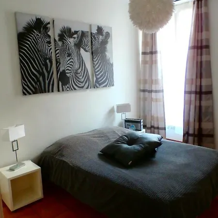 Cosy Nice
